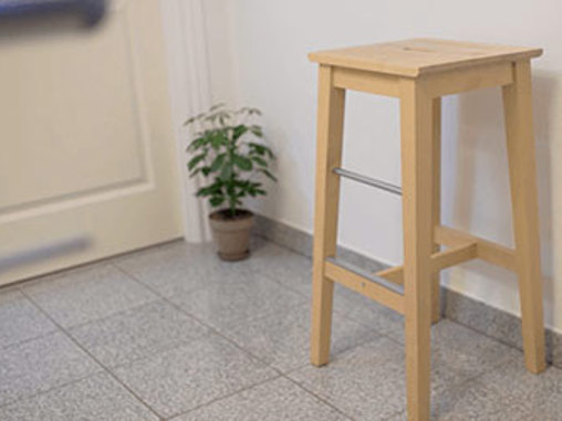 Klargjør møbler til ny maling